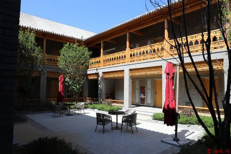 承德金山嶺長城大酒店咨詢預(yù)定電話18633570222 15703350808