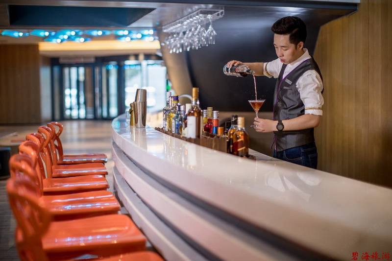 承德金山嶺長城大酒店咨詢預(yù)定電話18633570222 15703350808