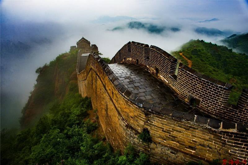 承德金山嶺長城大酒店咨詢預(yù)定電話18633570222 15703350808